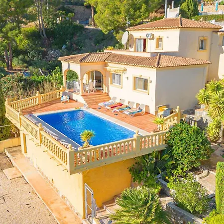 Вилла Sabita - Plusholidays Кальпе