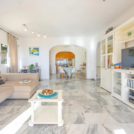 Sabita - Plusholidays *