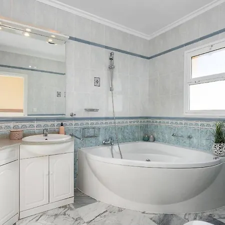 Sabita - Plusholidays Villa Calpe