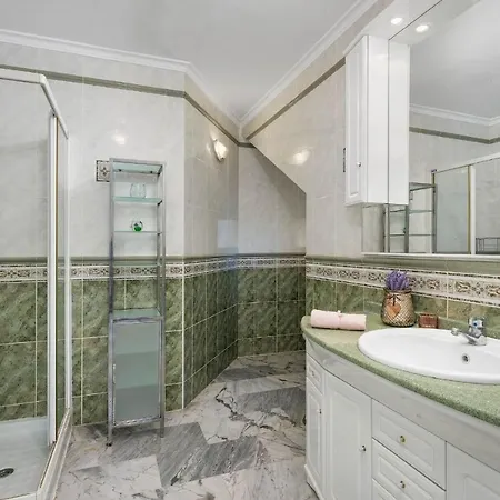 Villa Sabita - Plusholidays *